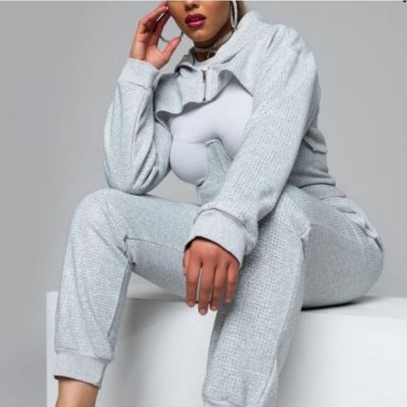 "Sparkly Jumpsuit" - Picture 3 of 5